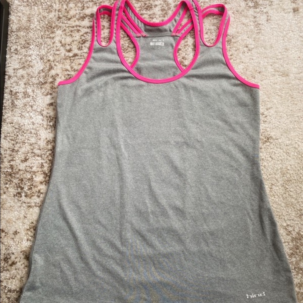 Tank top bundle - Picture 2 of 7